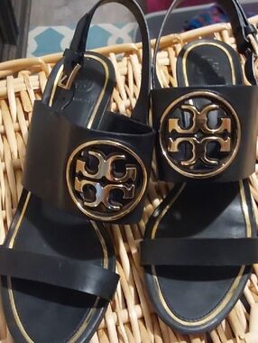 Tory Burch Black Leather Sandals with Gold Logo Medallion